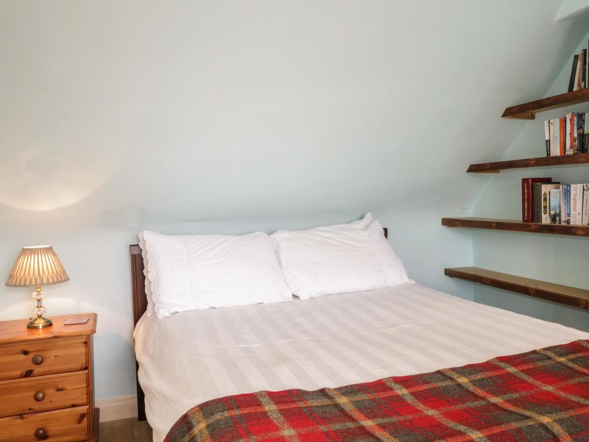 Holiday home 10 Douglas Row Inverness