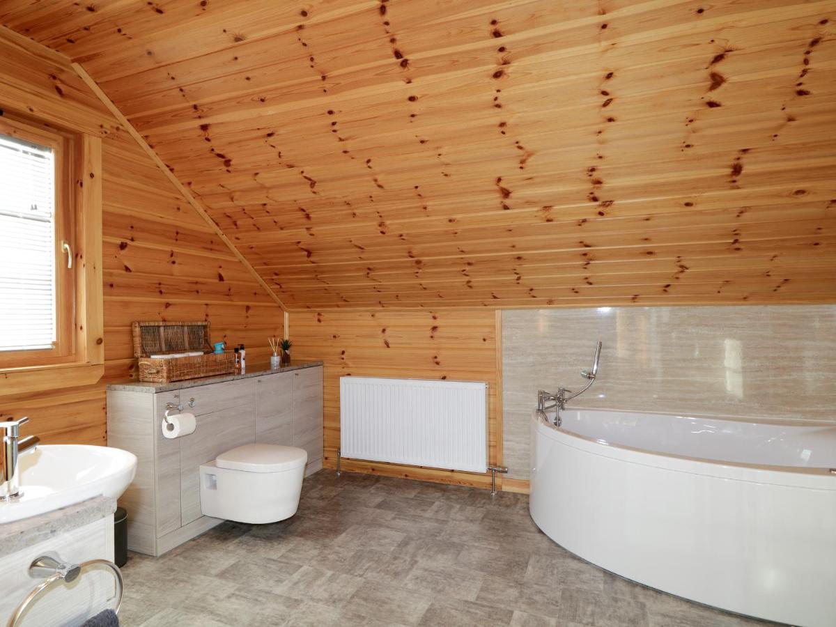 Allt * Inverness
