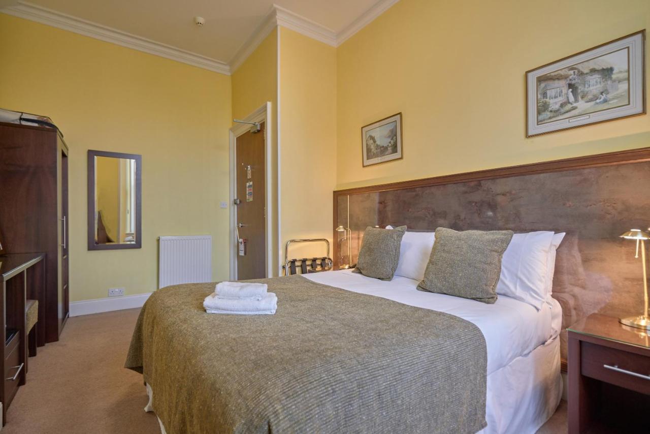 Strathness House 4*