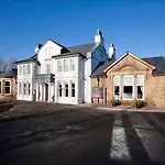 Premier Inn Inverness West