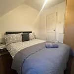 Lochalsh Road Appartment
