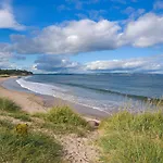 Inverness Holiday House - 2 Bedroom