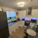 Discoverness Apartment