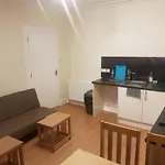 9 Ardconnell Terrace Room 1