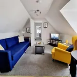 One Bed Holiday Home In The Heart Of Inverness