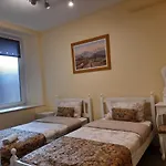 Cozy Central Apartment