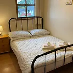 Culloden Apartment Free Parking (Adults Only)