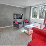 Loch Ness Trail Apartment