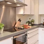 Highland Apartments By Mansley