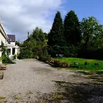 Lovely 1-Bedroom Apartment With Free Parking