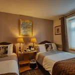 Pitfaranne Guest House