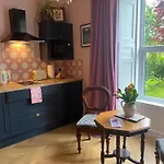 The Nest At Corbies Rest