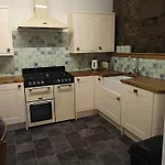 Friars Shott Cottage