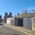 Alexander Cottage