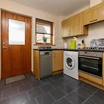 Modern 2 Bedroom Semi Detached House With Own Private Driveway