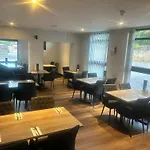 Crown Hotel & Bar