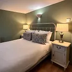 Weavers Cottage