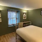 Weavers Cottage