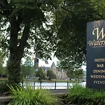 The Waterside Hotel