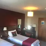 Chieftain Hotel