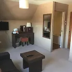 Chieftain Hotel