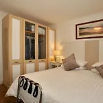 Sandwood Apartment