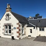 New Cottage 3 Bedroom Free Parking