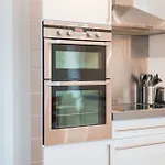 Highland Apartments By Mansley