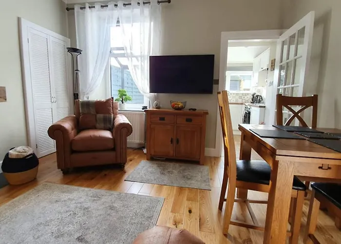 Smart & Stylish Holiday Apartment In The City Centre