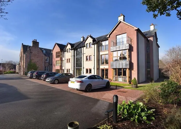 Inverness City Apartment