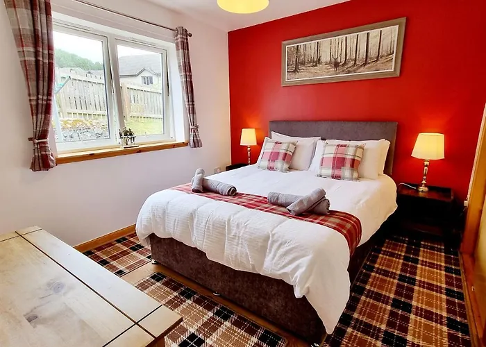 Hill View 2 Bedroom Free Parking
