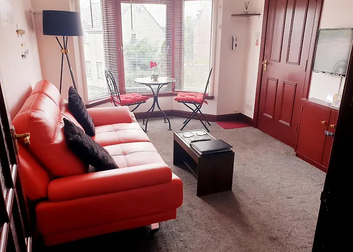 Modern 1 Bedroom Apartment Central Inverness City