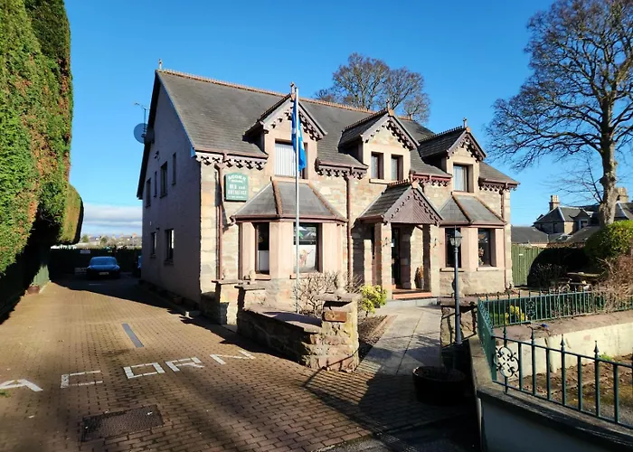 River Ness Rooms & Bothy