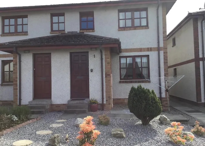 Culloden Apartment Free Parking (Adults Only)