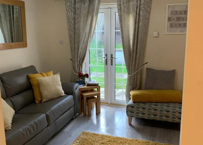Woodgrove Apartment