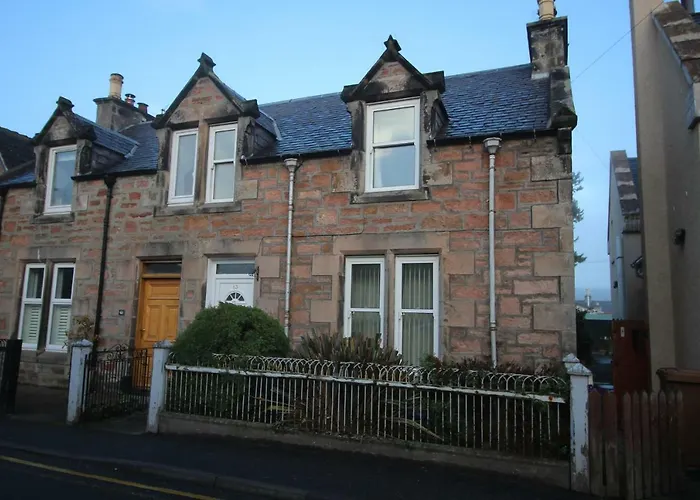 63 Argyle Street