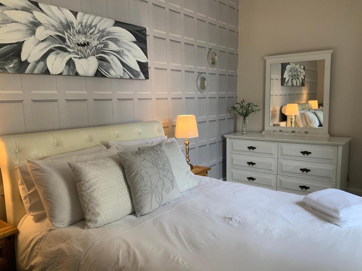 Antfield Farm House Guest house *