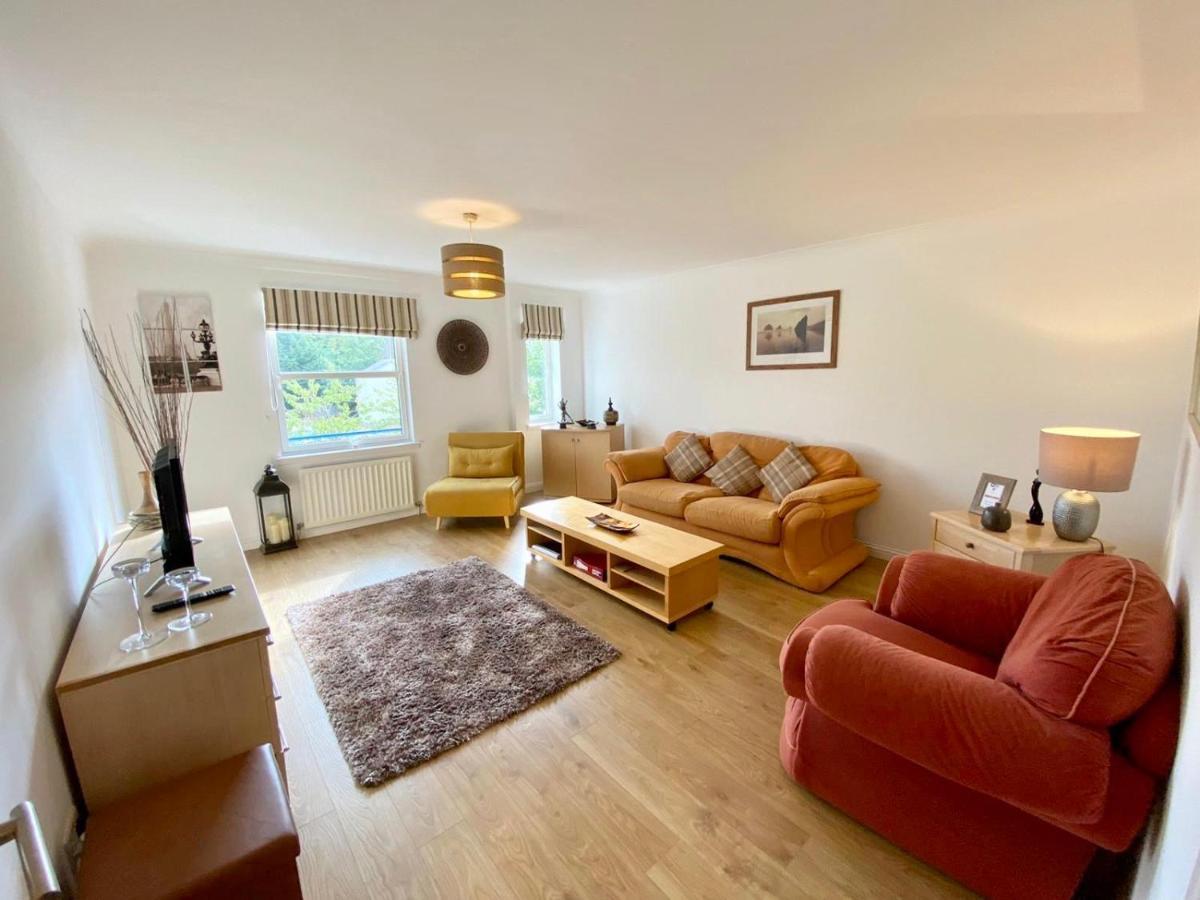 Riverside Gardens Apartamento *