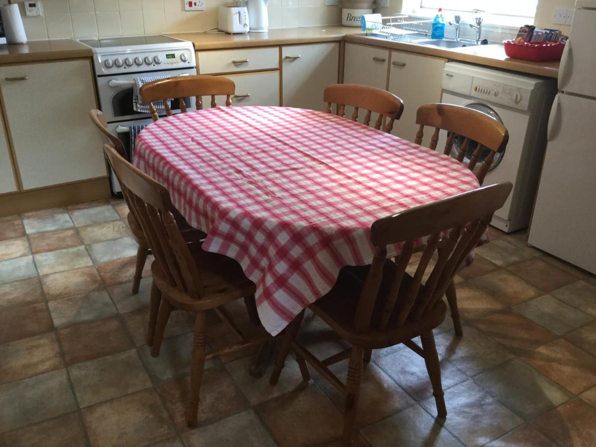 Three-bedroom Old Free Parking *