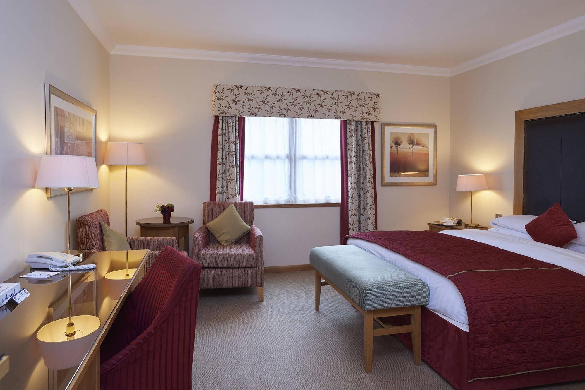 Lochardil House Hotel 4*