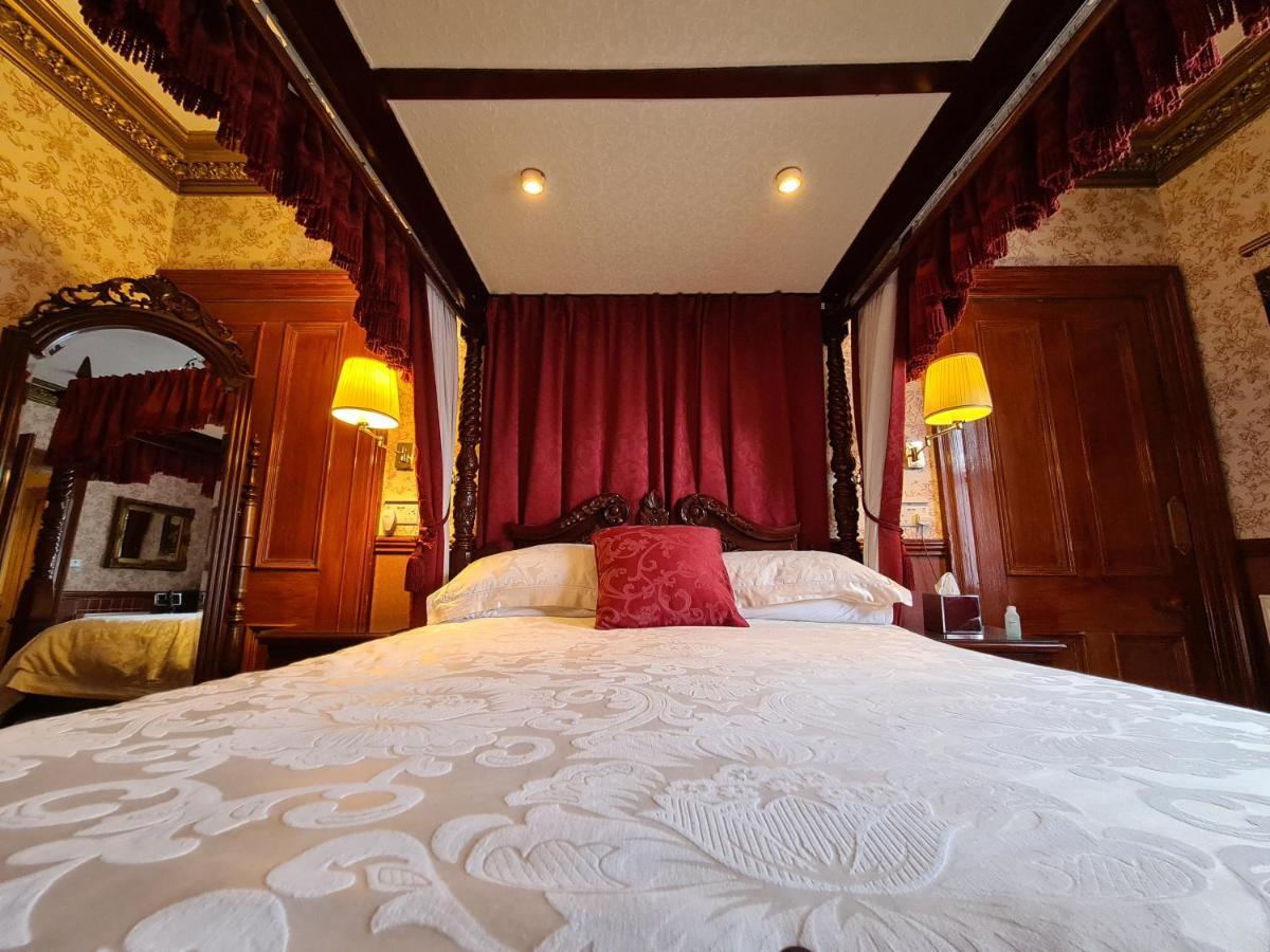 Bluebell House 4*