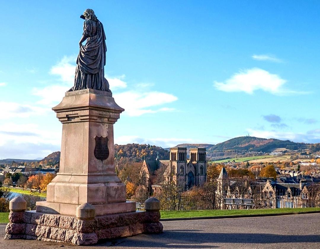 Bonnie Inverness