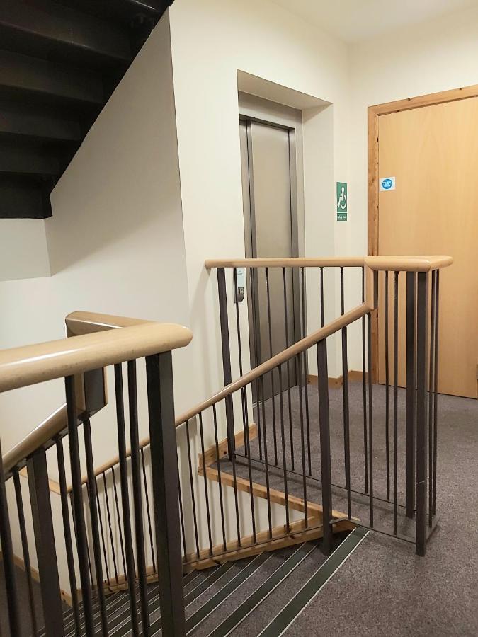 Centre With Elevator And Google Chromecast Inverness