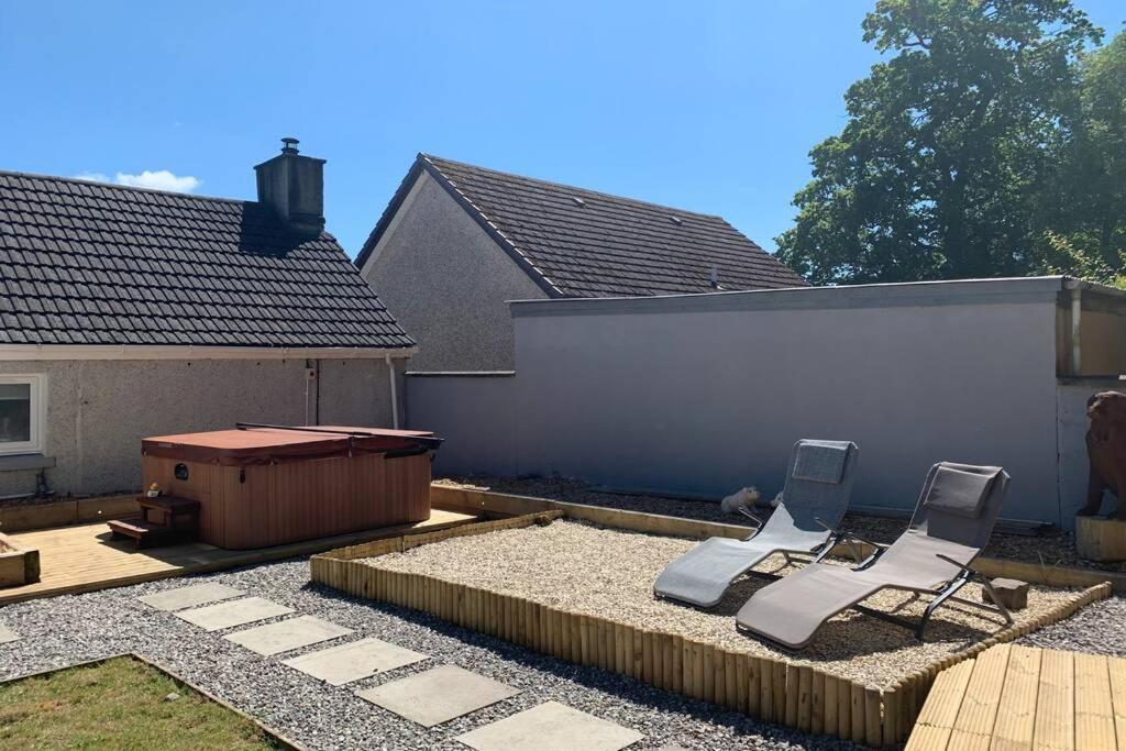 Highland Hottub Retreat, On Nc500 Holiday home Inverness