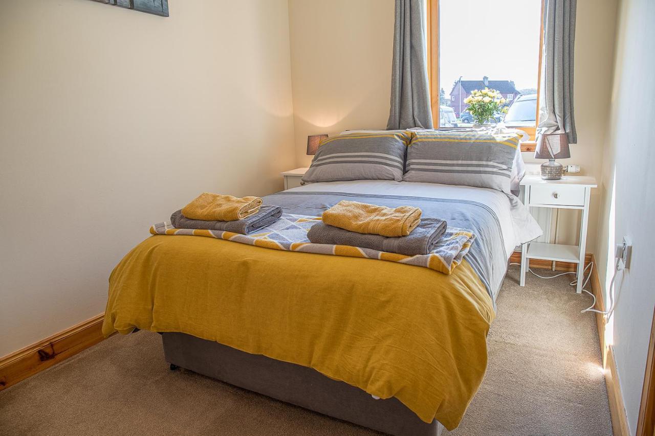 Caledonian 2 Bedroom Free Parking *