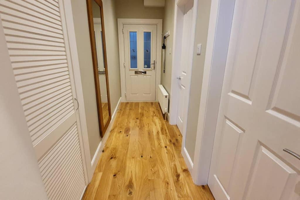 Smart & Stylish In The Centre Apartment
