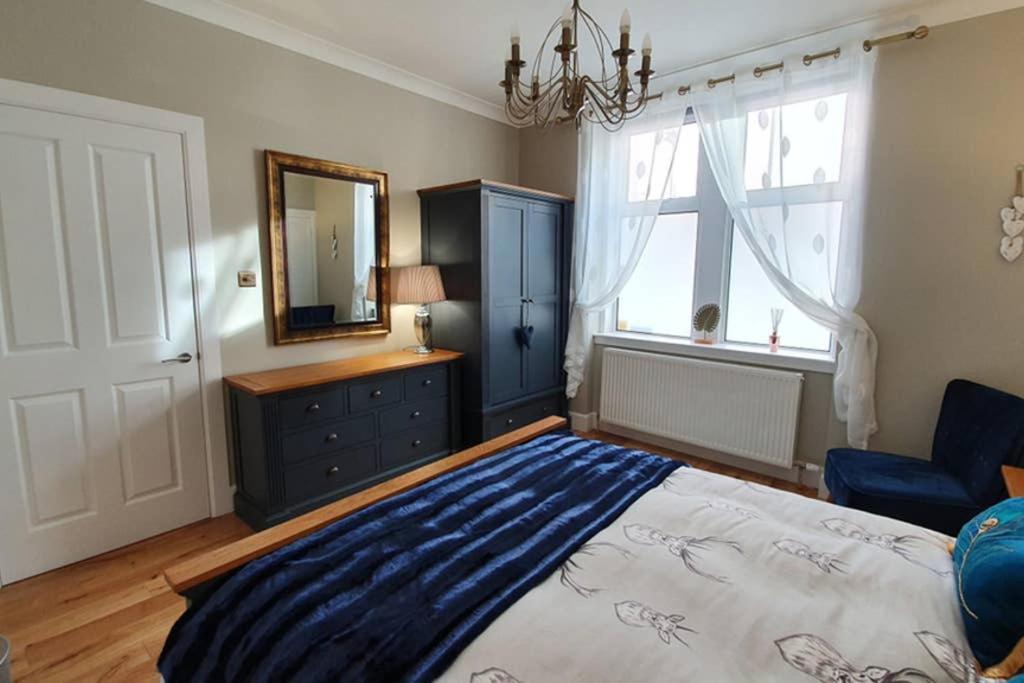 Smart & Stylish In The Centre Apartment Inverness