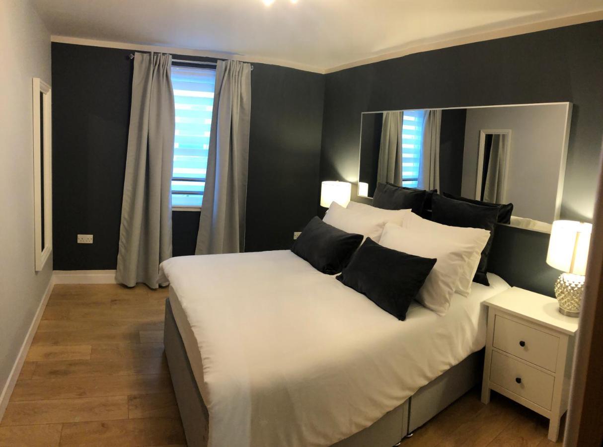 Graphite Apartment