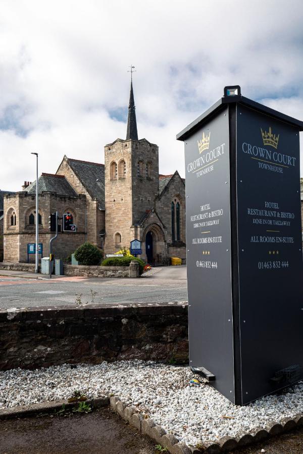 Hotel Crown Court