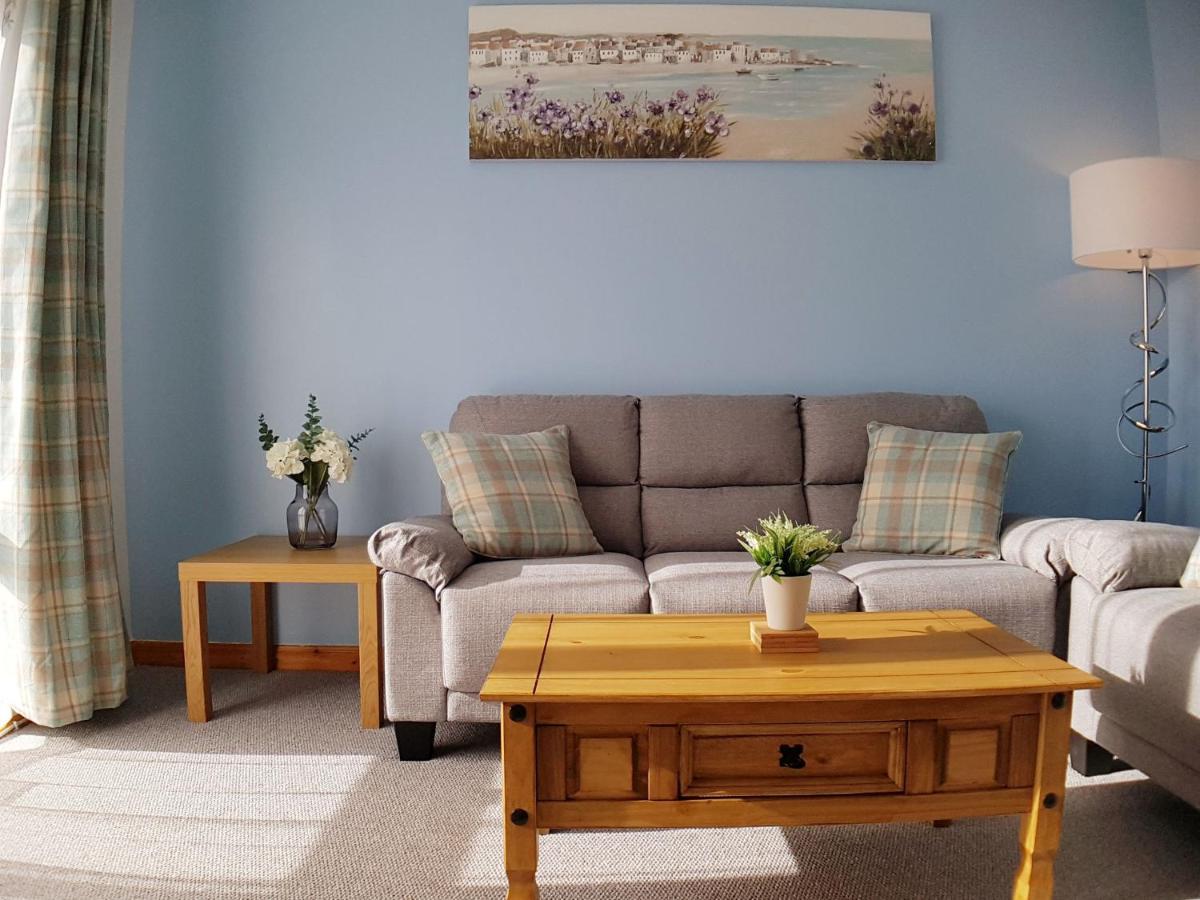 Apartment Hill View 2 Bedroom Free Parking Inverness